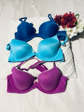 Victoria's Secret Smooth Padded Bras
